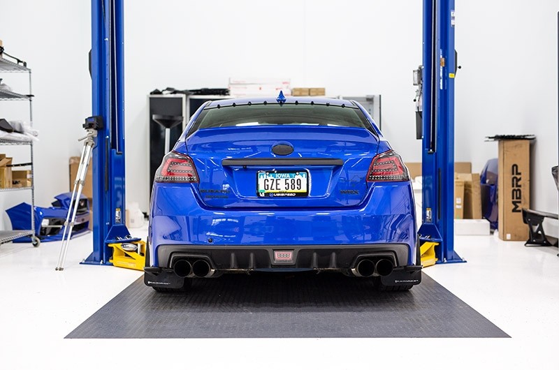 OLM Single Point Paint Matched Duckbill Trunk Spoiler