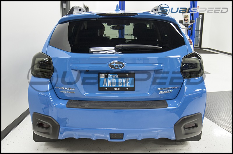 subaru xv tail light