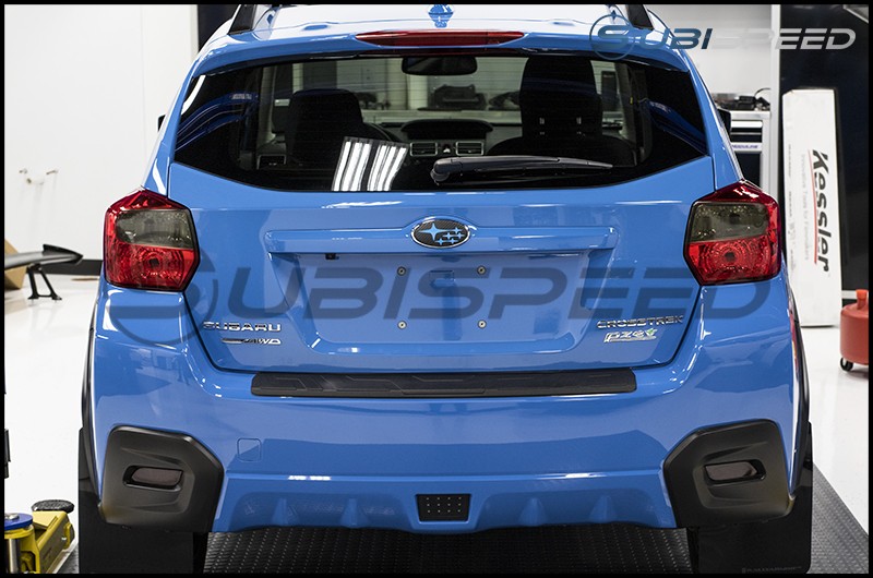 subaru xv tail light