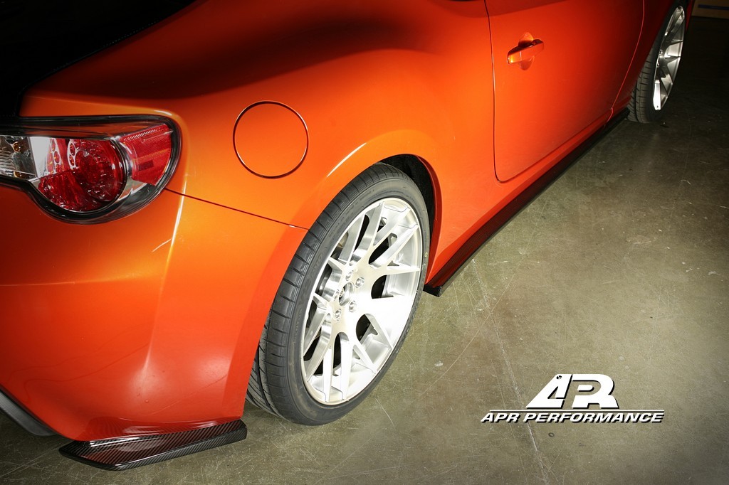 APR Carbon Fiber Rear Bumper Skirts
