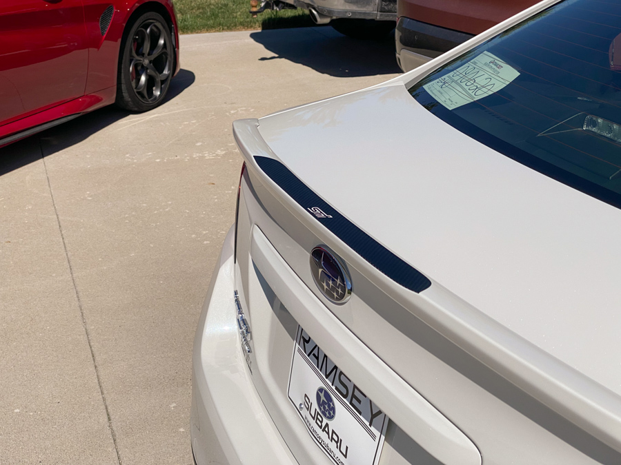 Sticker Fab 3D Carbon Low Profile Spoiler Protection Accent