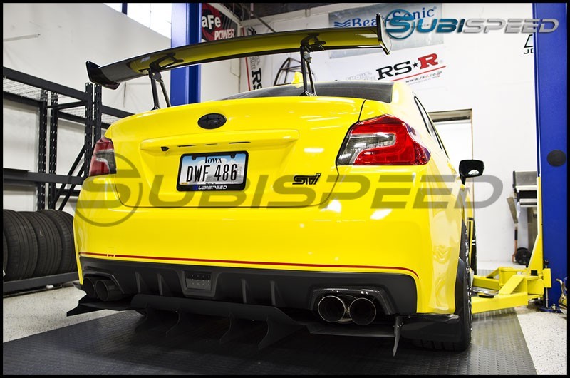 Sticker Fab S207 Style Rear Bumper Pinstripe