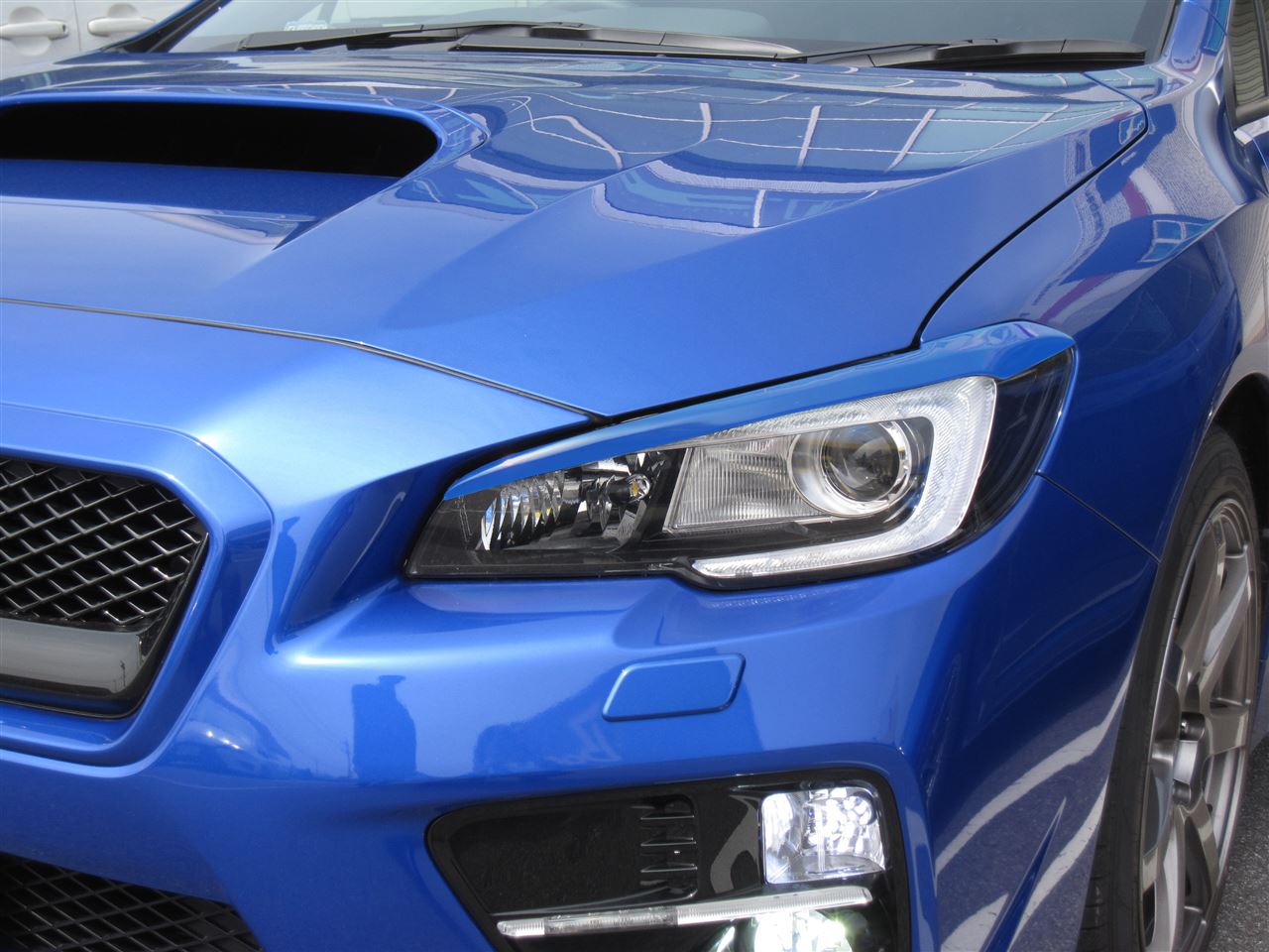 2015 sti headlights